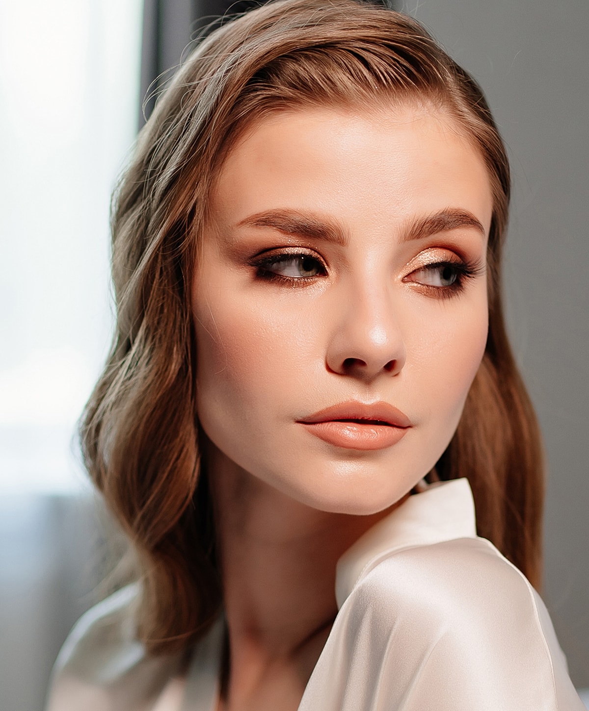 Portrait of a woman with natural makeup.